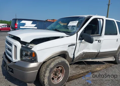 2005 Ford Excursion Eddie Bauer z USA, uszkodzony, nr VIN 1FMNU44L35EC34385